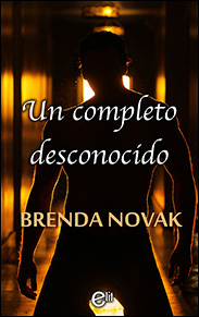 Portada edición 2018 de Un completo desconocido de Brenda Novak