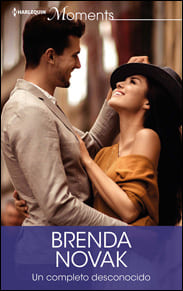 Portada edición 2019 de Un completo desconocido de Brenda Novak